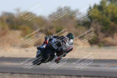 media/Dec-18-2022-SoCal Trackdays (Sun) [[8099a50955]]/Turn 7 Backside (1125am)/